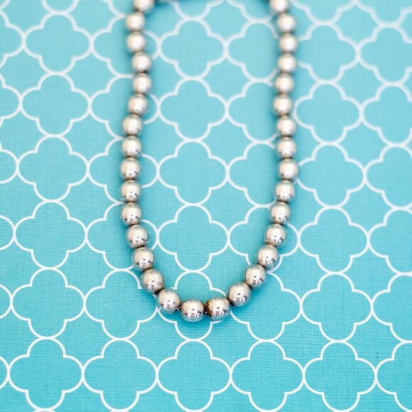 Napier Jewelry - 24 inch, Vintage Silver Tone Sphere Ball Beads Beaded Necklace by Napier - R39